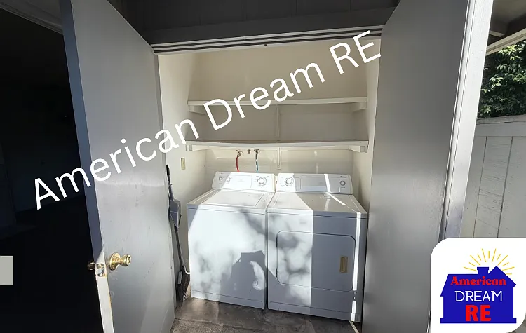 2 bed, 916 sqft, $1,550 — Photo 4