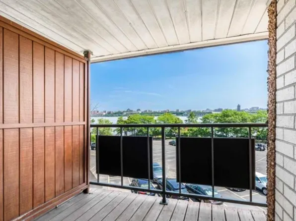 1111 River Rd APT G25, Edgewater, NJ 07020