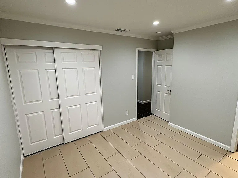 7033 Linwood Way — Photo 25