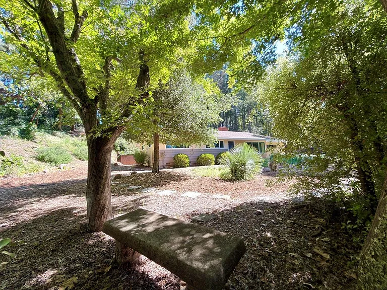 275 Cold Springs Rd — Photo 31