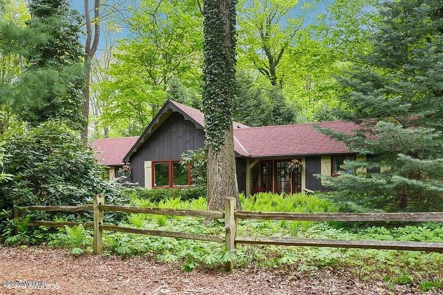 1st image of 7147 Golfmere Dr