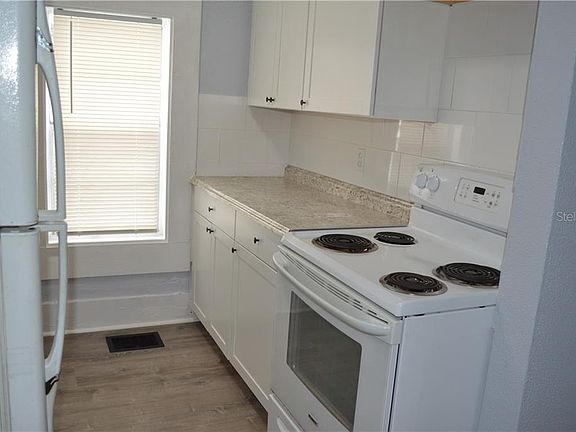 2nd image of 1206 Virginia Ave
