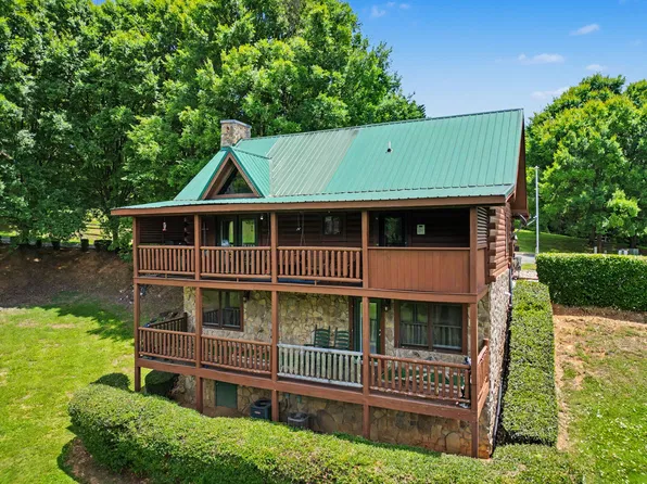 1629 Little Cabin Loop, Sevierville, TN 37862
