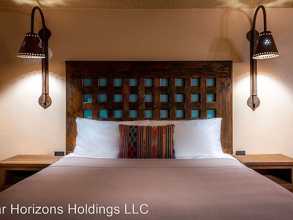4th image of 2375 W Lincoln Ave #9458211