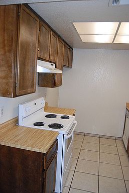 3rd image of 2530 Plantation Pl