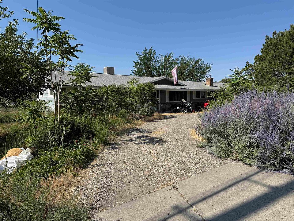 1st image of 3155 F Rd