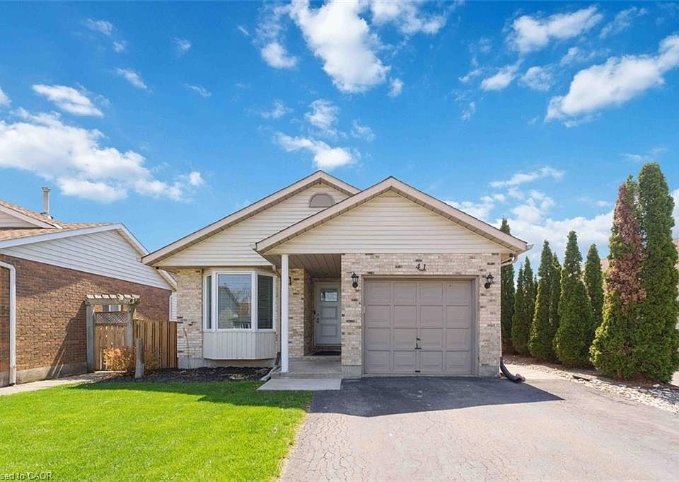1st image of 41 Eastwood Dr