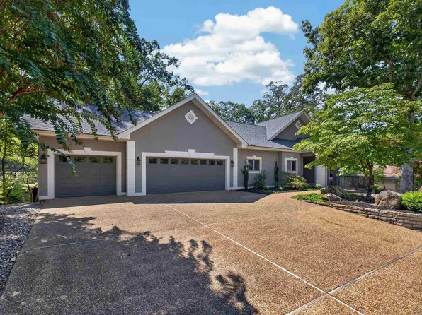 32 Princesa Dr, Hot Springs Village, AR 71909