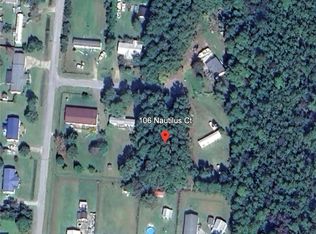 106 Nautilus Ct, Gloucester, NC 28528