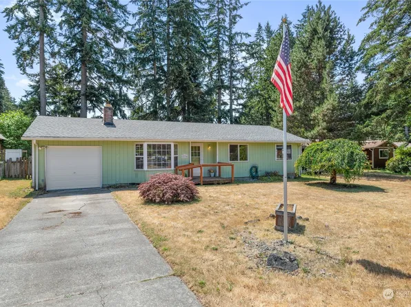 3270 SE Azalea Avenue, Port Orchard, WA 98366