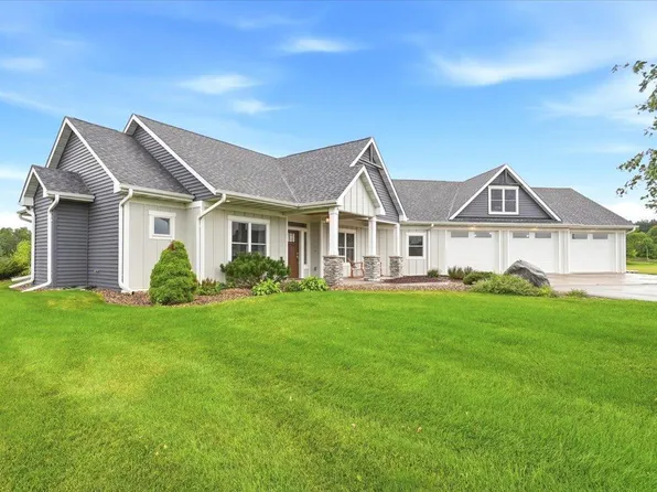 984 152nd Ave, New Richmond, WI 54017