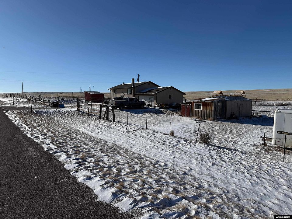 1st image of 35 Cougar Rd