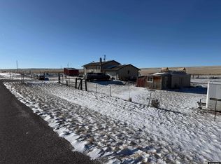 35 Cougar Rd, Glenrock, WY 82637