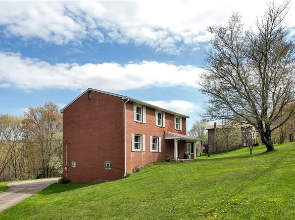 500 Merwin Rd, New Kensington, PA 15068