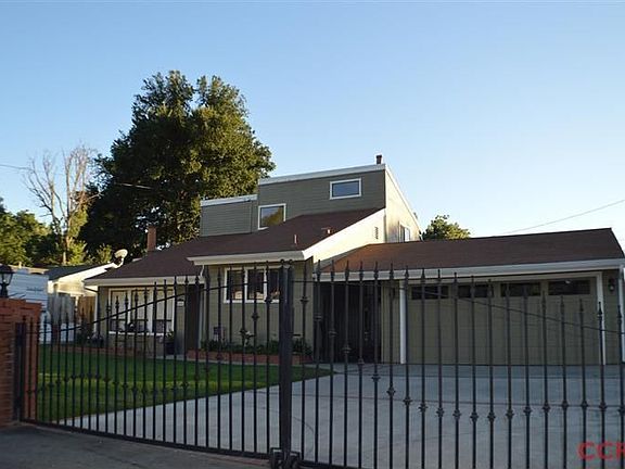 2nd image of 9616 Encina Ave
