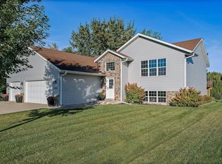 5075 Ingram Ave SW, Howard Lake, MN 55349