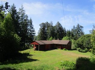 93868 Hollow Stump Ln, North Bend, OR 97459