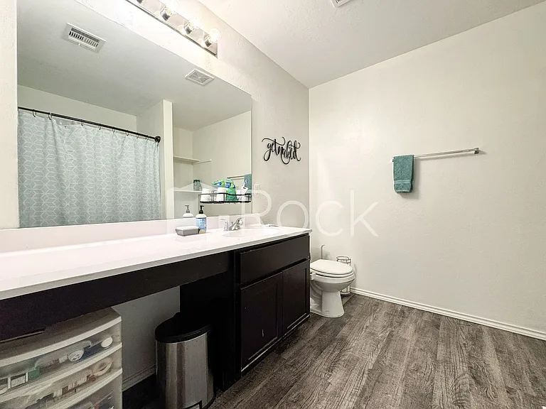 321 Karlee Ln — Photo 12