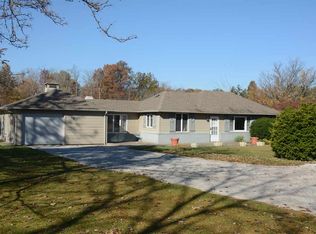 5751 Goshen Rd, Fort Wayne, IN 46818