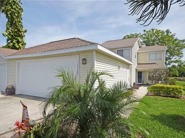 1327 Monarch Cir, Naples, FL 34116