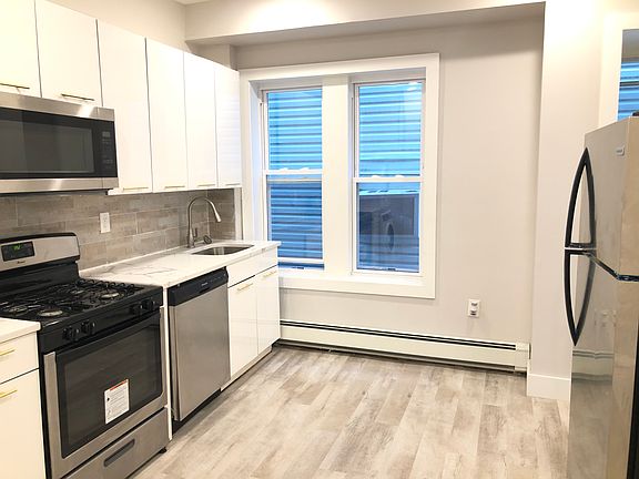 2nd image of 234 Jewett Ave #1E