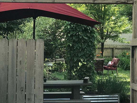 4th image of 2313 E Eden Pl