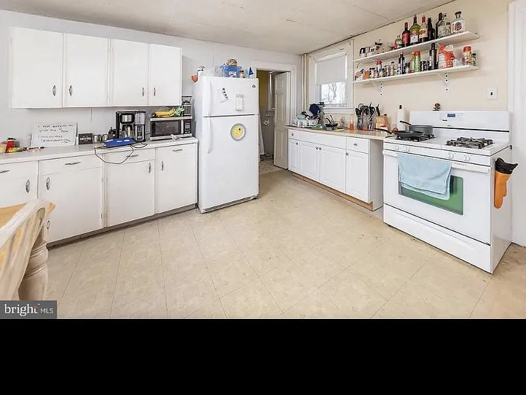 310 University Blvd — Photo 4