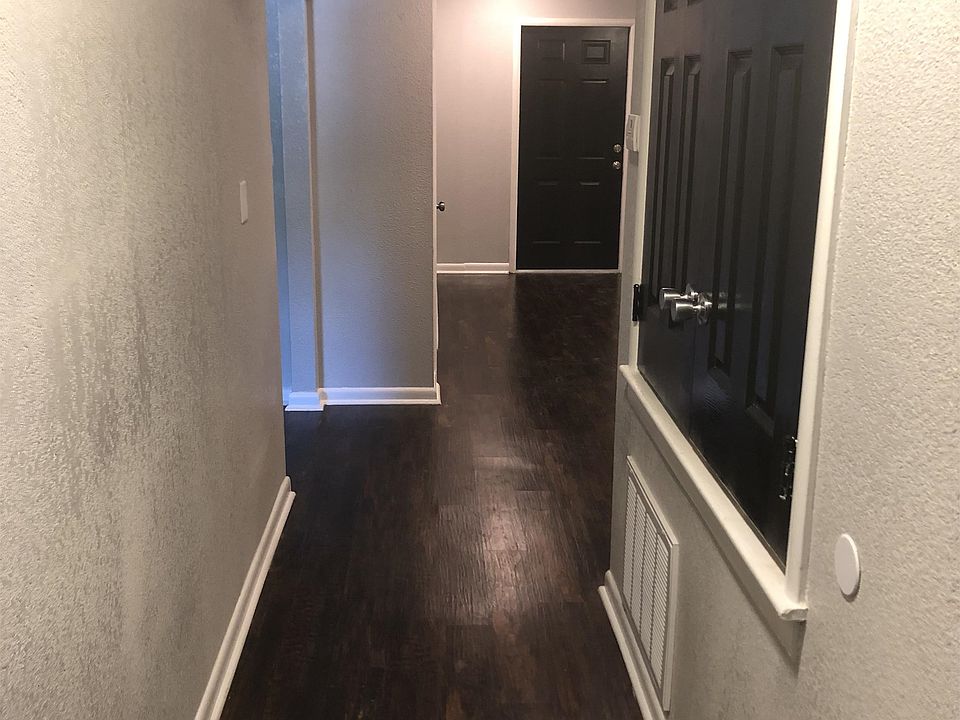1st image of 2601 S Olive St #8