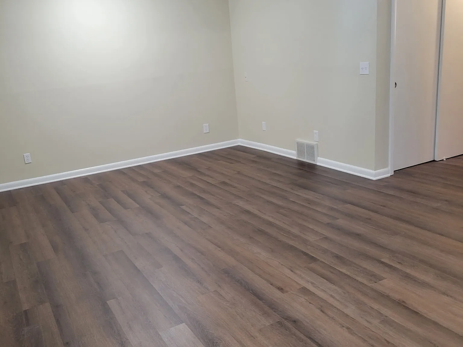 3 bed, 1.5 bath, 1710 sqft, $1,400 — Photo 3