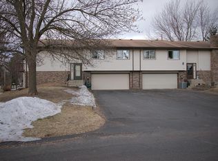 1329 Ashland Pl, Cambridge, MN 55008