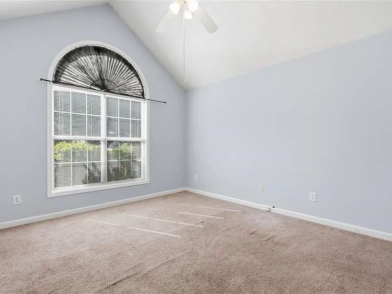 540 Sterling Hill Dr — Photo 19