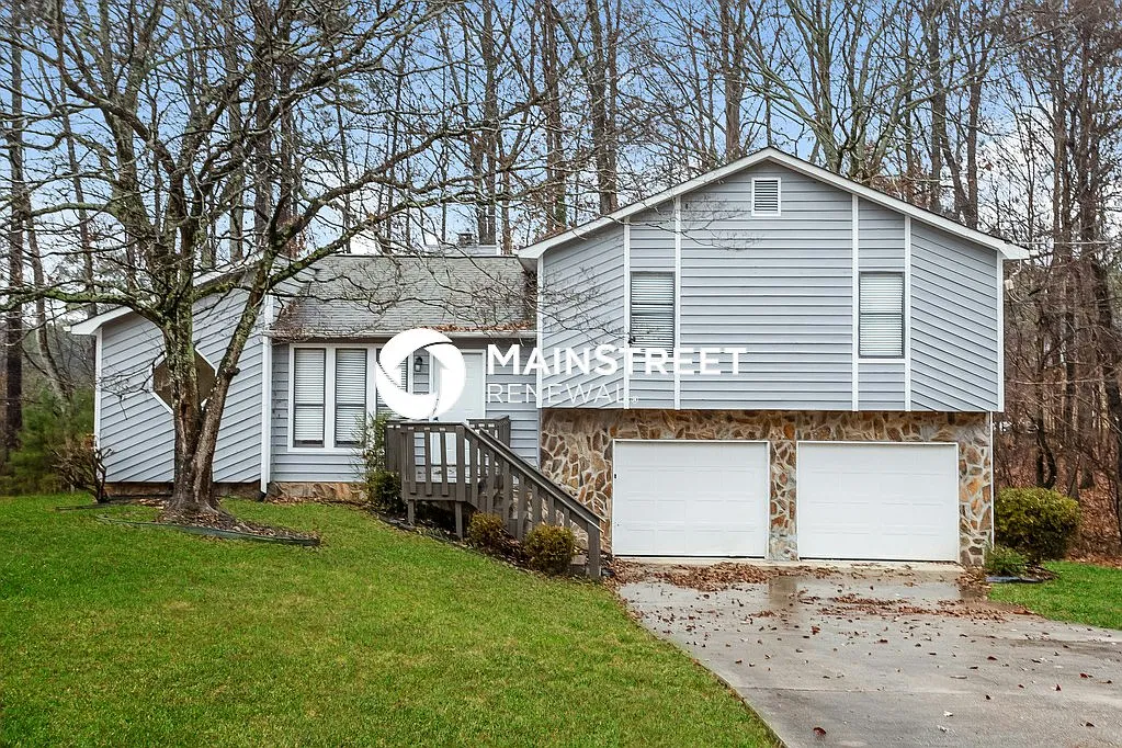 4055 Cranwood Dr — Photo 1