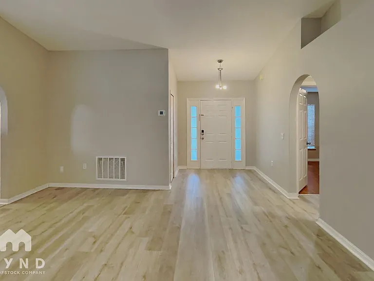 2073 Hayfield Way — Photo 8