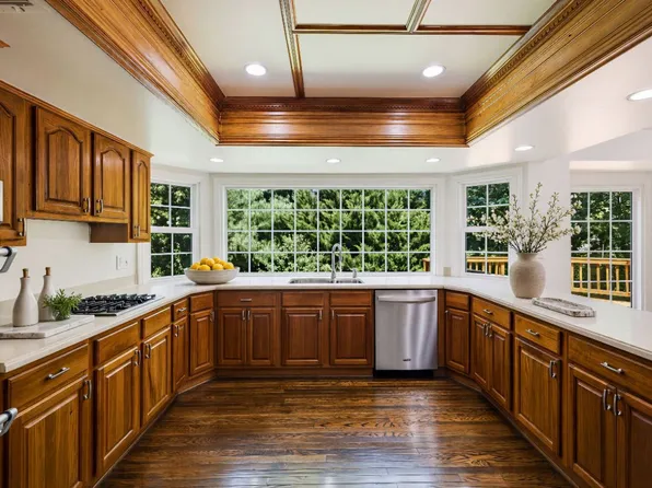 14544 Pebblewood Dr, Gaithersburg, MD 20878