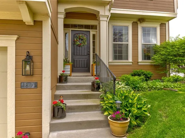 1801 NW 92nd Ter, Kansas City, MO 64155