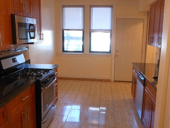 2nd image of 5038 N Kimball Ave APT 2