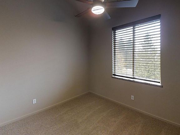 2nd image of 5264 NE 121st Ave #149