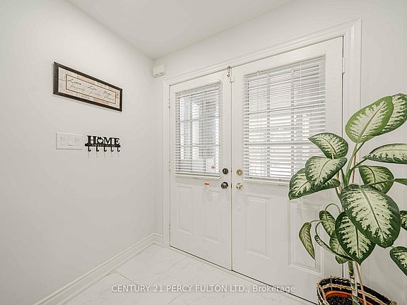 5th image of 157 Billingsley Cres