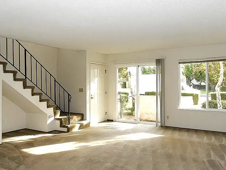 541 Giuffrida Ave #A — Photo 7