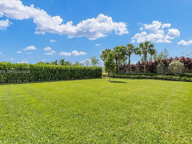 17628 Sparkling River Rd — Photo 44