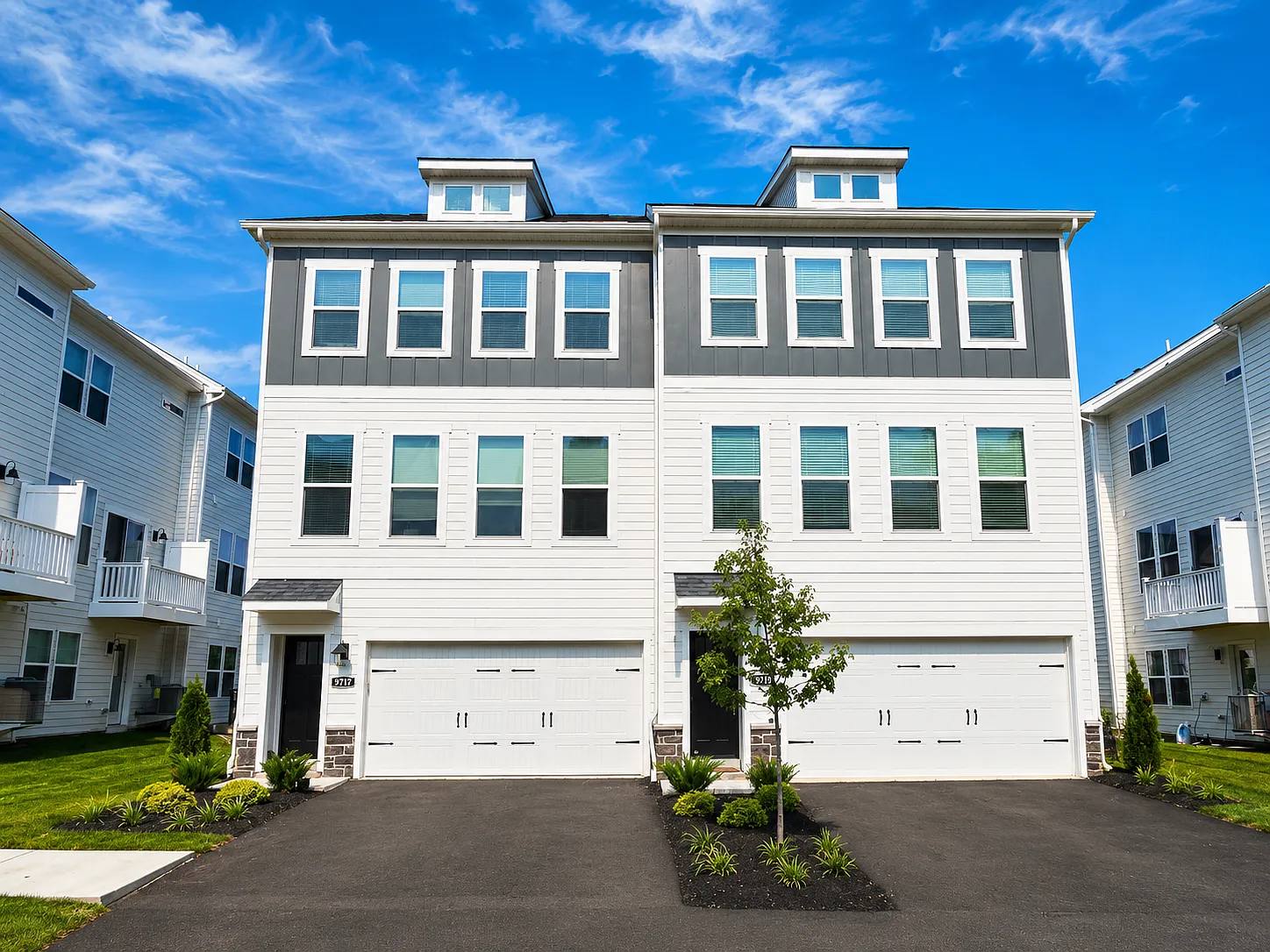 4 bed, 3.5 bath, 2270 sqft, $3,275 — Photo 1