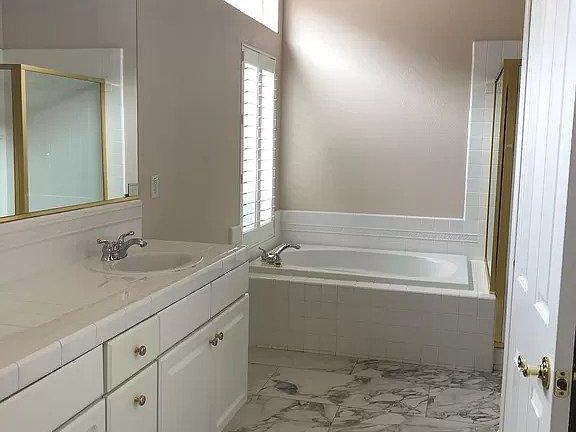 5th image of 1165 Elderberry Cir