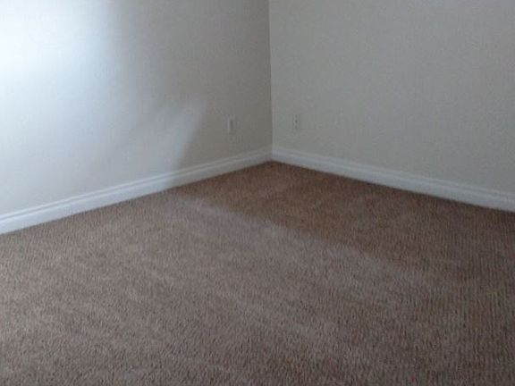 5th image of 702 5th Ave S #5676640