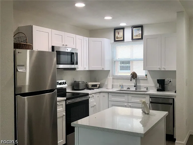 16881 Davis Rd #214 — Photo 7
