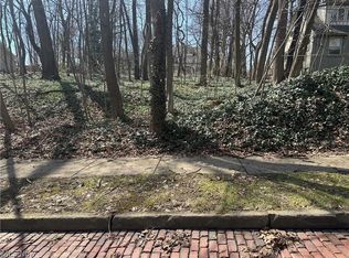 (Undisclosed Address), Akron, OH 44303