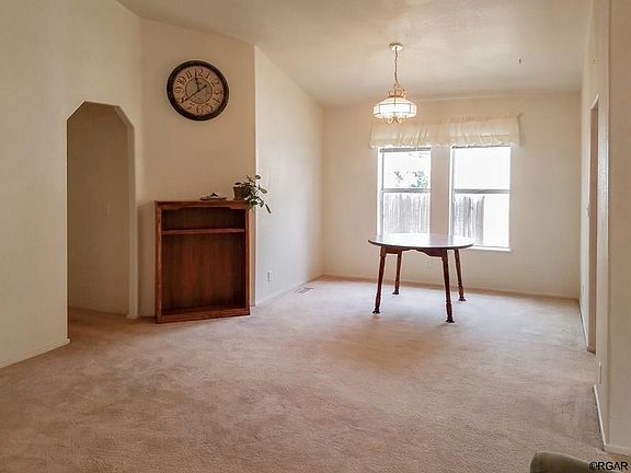 4th image of 107 High Meadows Dr