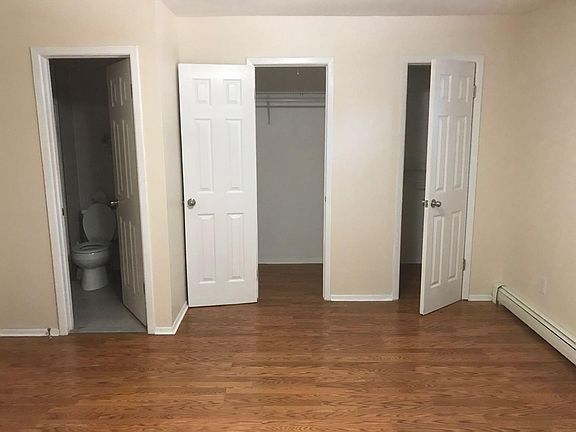 5th image of 16210 65th Ave