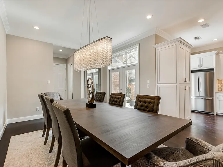 2902 N Pearl St — Photo 18