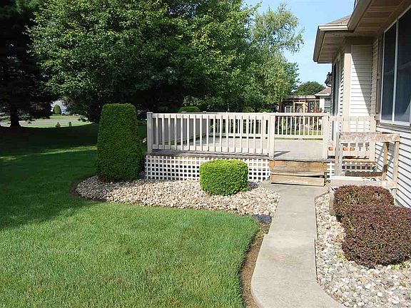 4th image of 1630 Garland Dr