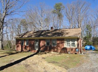 18406 Pine Oak Ln, Dinwiddie, VA 23841
